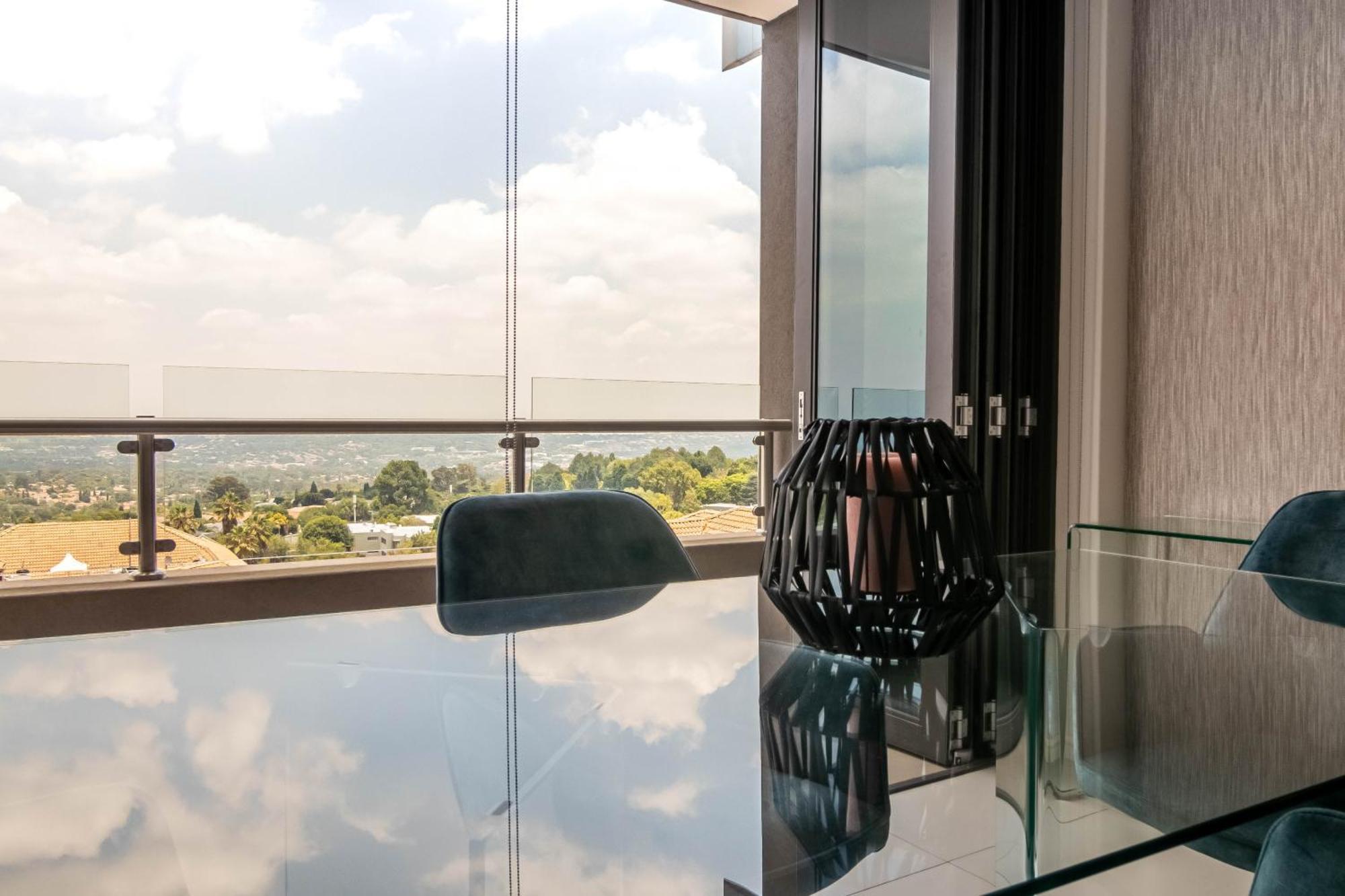 Cgrsa Apartments Sandton Johannesburg Oda fotoğraf